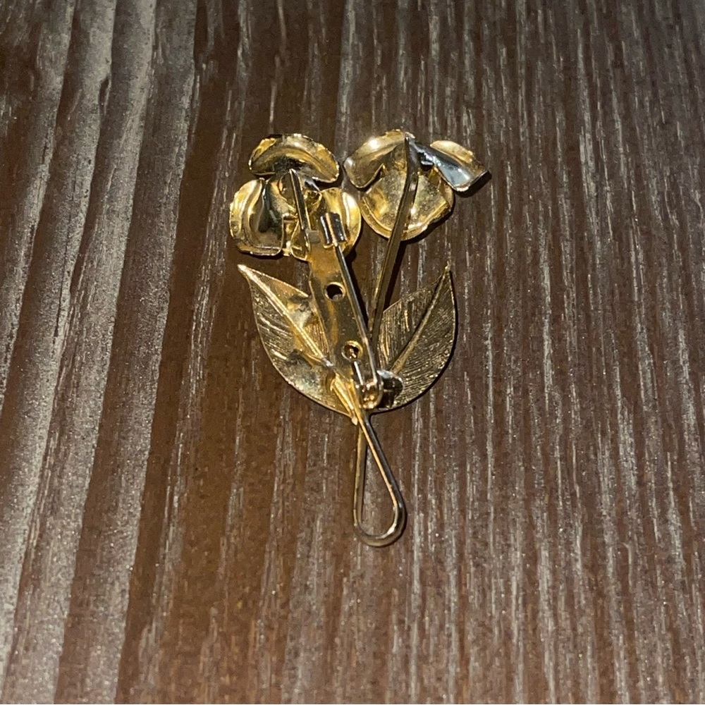 Unbranded Gold Rose Pin View 6